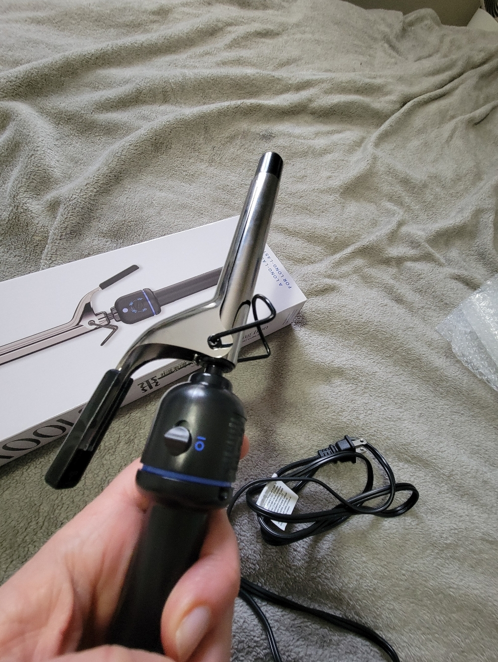 Hot Tools Titanium Curling Iron - Silver and Black 3/4in - Picture 3 of 7